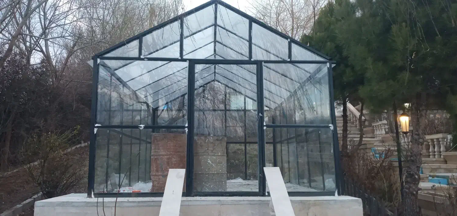 شیشه بری|خدمات پیشه و مهارت|بروجرد, |دیوار