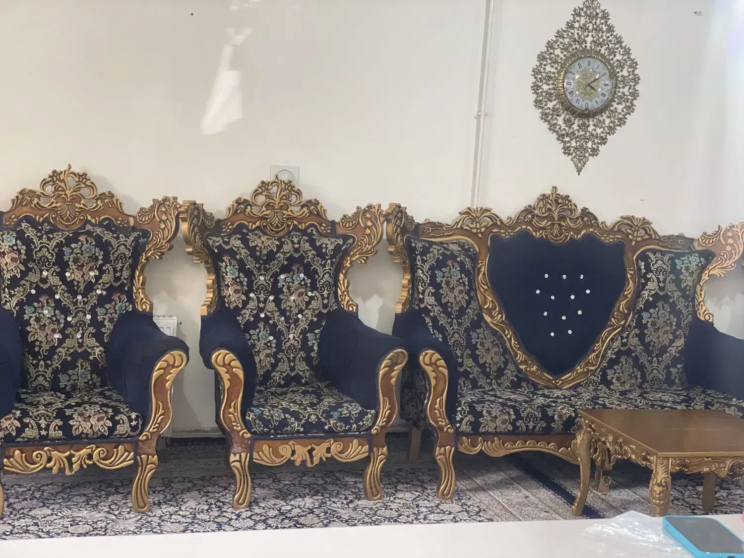 مبل سلطنتی ۹نفره باجلومبلی ۱۲۰۰۰۰۰۰ملوین|مبلمان خانگی و میز عسلی|مریوان, |دیوار