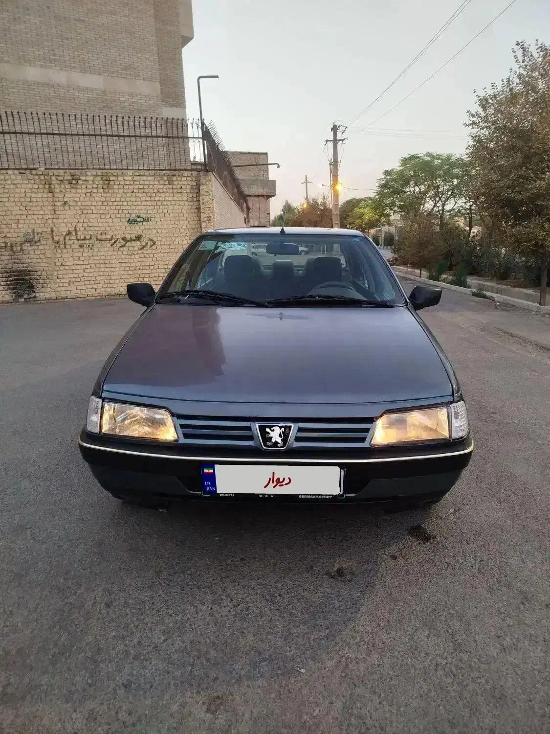 پژو ۴۰۵ مدل ۹۸|خودرو سواری و وانت|قم, شاه ابراهیم|دیوار