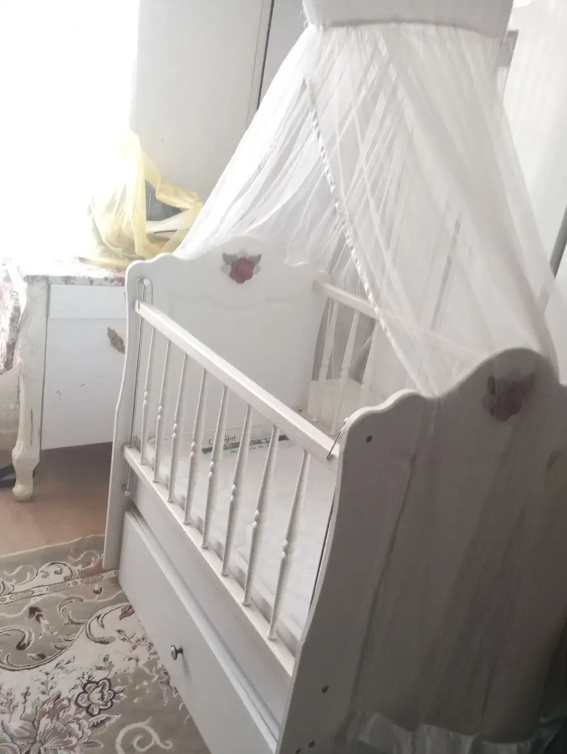 تخت نو نو مشخصه توی عکس همهچی|تخت و سرویس خواب|خرمآباد, |دیوار