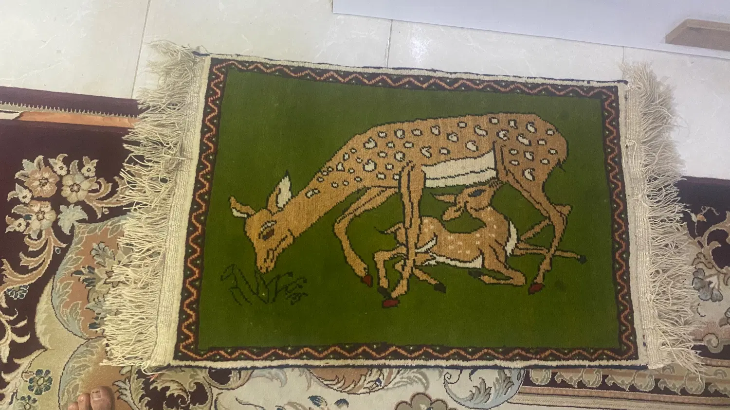 قالی یک متری دست باف|فرش|شیراز, دست خضر|دیوار