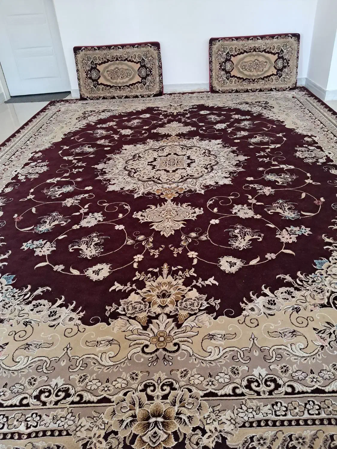 فرش ۱۲ متری لاکی|فرش|آمل, |دیوار