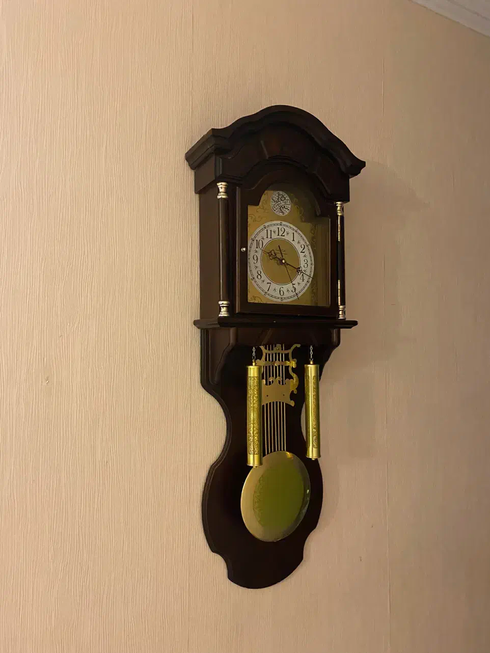 ساعت دیواری تمیز و سالم|ساعت دیواری و تزئینی|تهران, ونک|دیوار