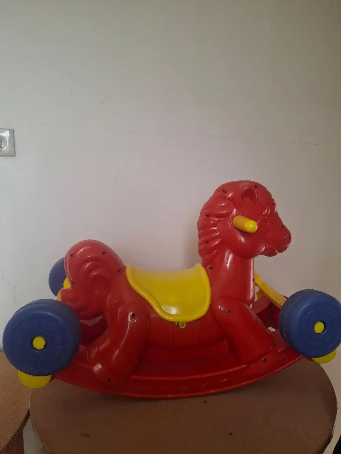 راکر کودک|اسباب‌بازی بچه|بروجرد, |دیوار