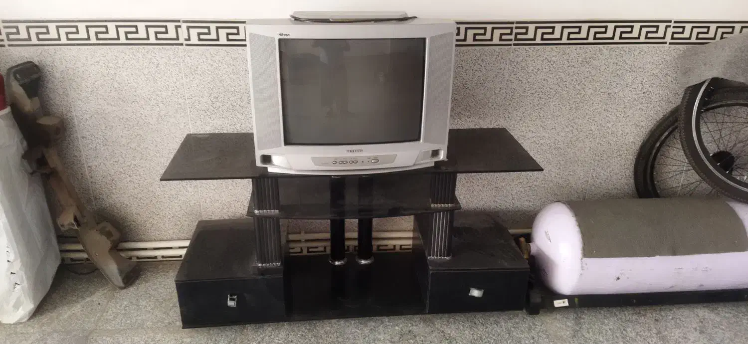 میز کار کاوینت  کارکرده|میز تحریر و کامپیوتر|اردبیل, |دیوار