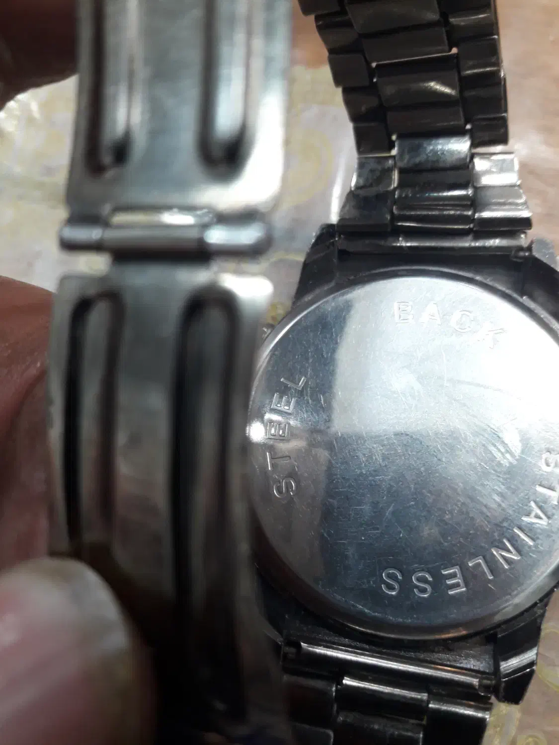 ساعت سیتیزن صفحه مشکی|ساعت|رشت, پل تالشان|دیوار