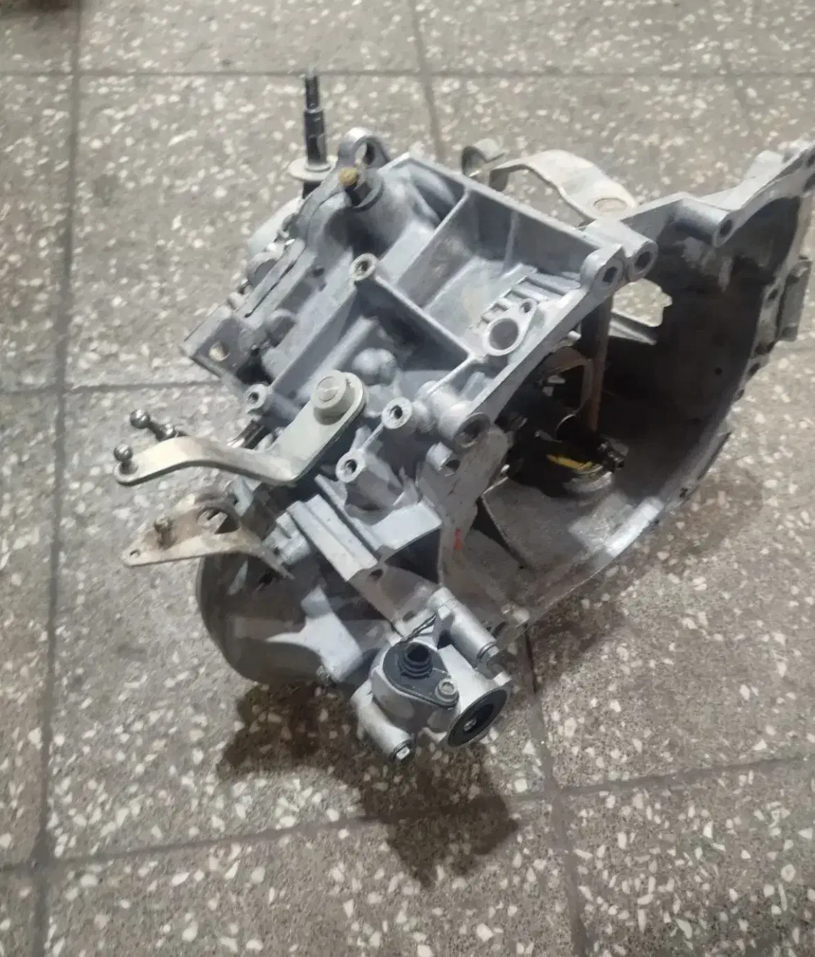 گریبکس پژو وارداتی فرانسوی اصل|قطعات یدکی و لوازم جانبی|سبزوار, امیر کبیر|دیوار