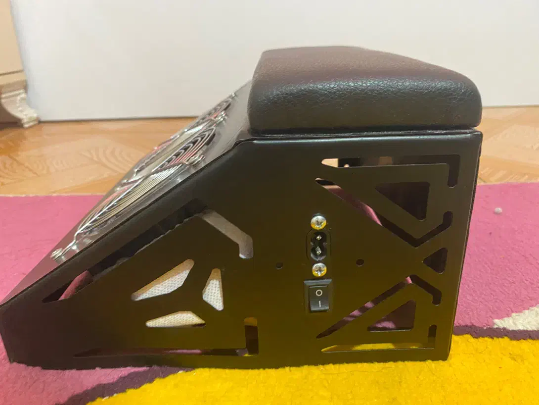 فن زیر دست ناخنکار|آرایشی، بهداشتی، درمانی|اهواز, فرهنگ شهر|دیوار