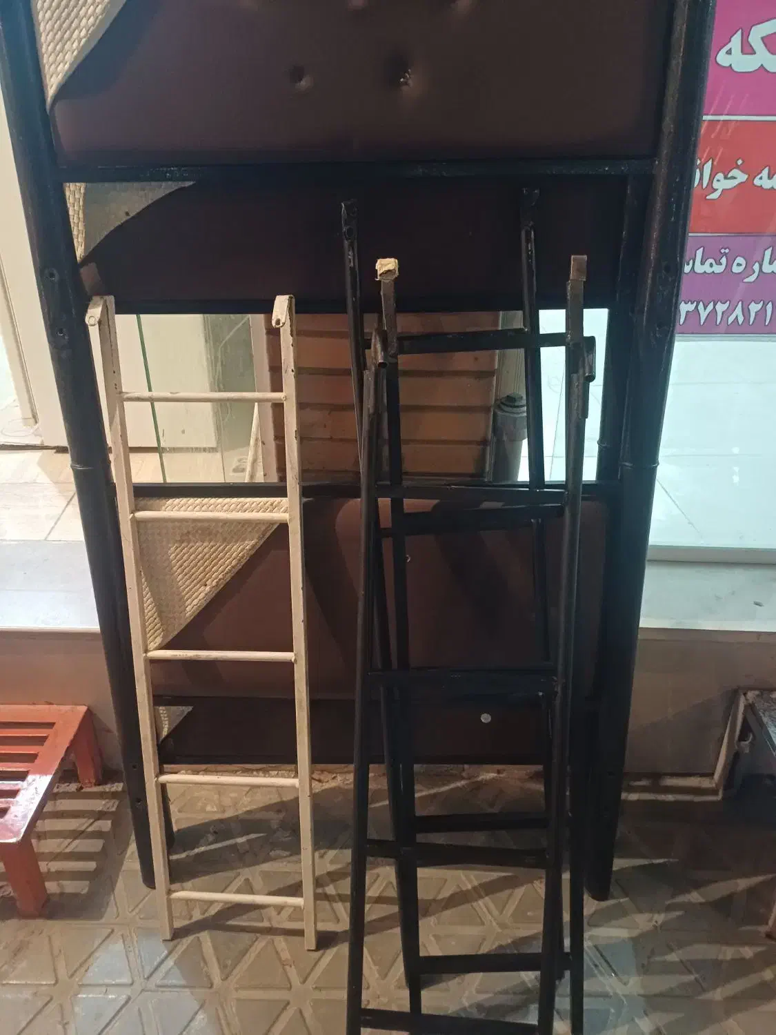 ۴تادونه تخت دوطبقه فلزی سالم وتمیز|تخت و سرویس خواب|باغ بهادران, |دیوار