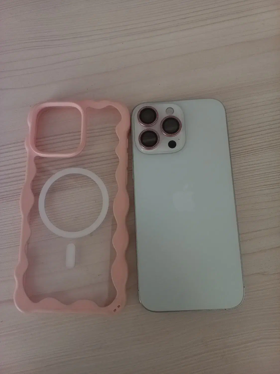 ایفون ۱۶ طرح (های کپی )|موبایل|کرج, گلشهر|دیوار