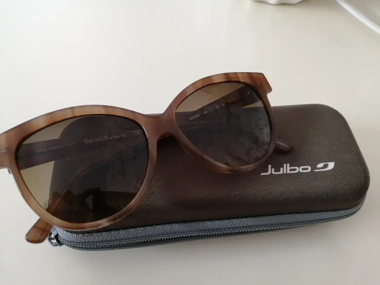 عینک آفتابی ایتالیایی|زیورآلات و اکسسوری|پردیس, فاز ۹|دیوار