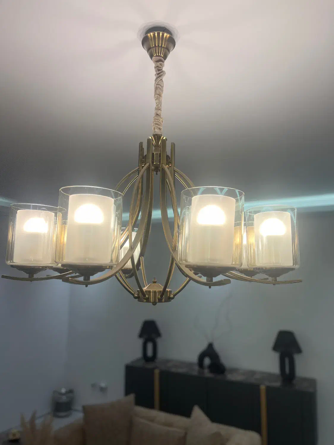 لوستر|لوستر و چراغ آویز|پردیس, فاز ۸|دیوار