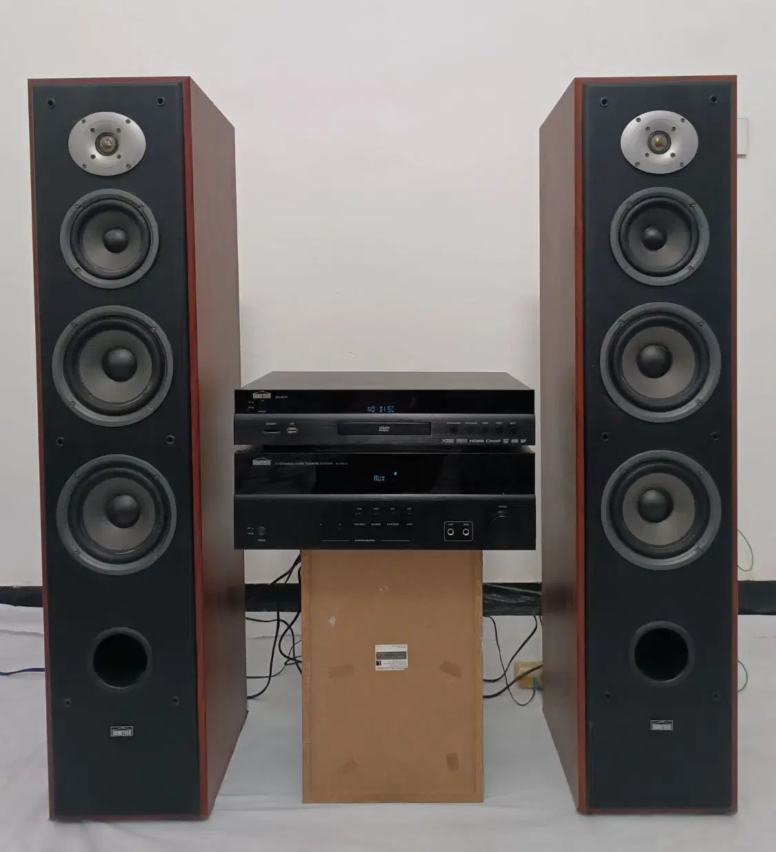 ظبط و باند ایستاده|سیستم صوتی خانگی|زاهدان, |دیوار