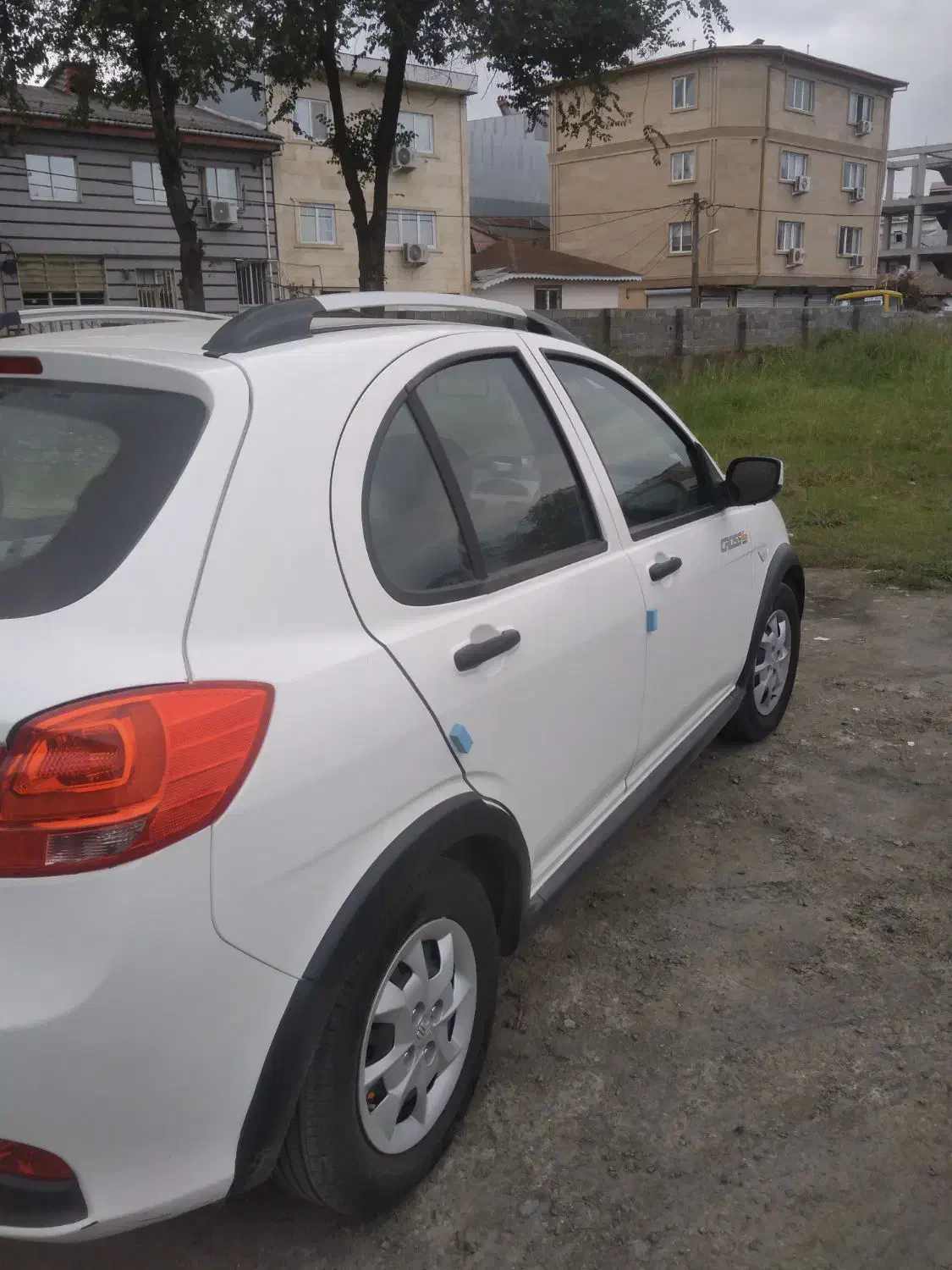 کوئیک mtبی رنگ بی ضربه|خودرو سواری و وانت|لاهیجان, جمهوری|دیوار