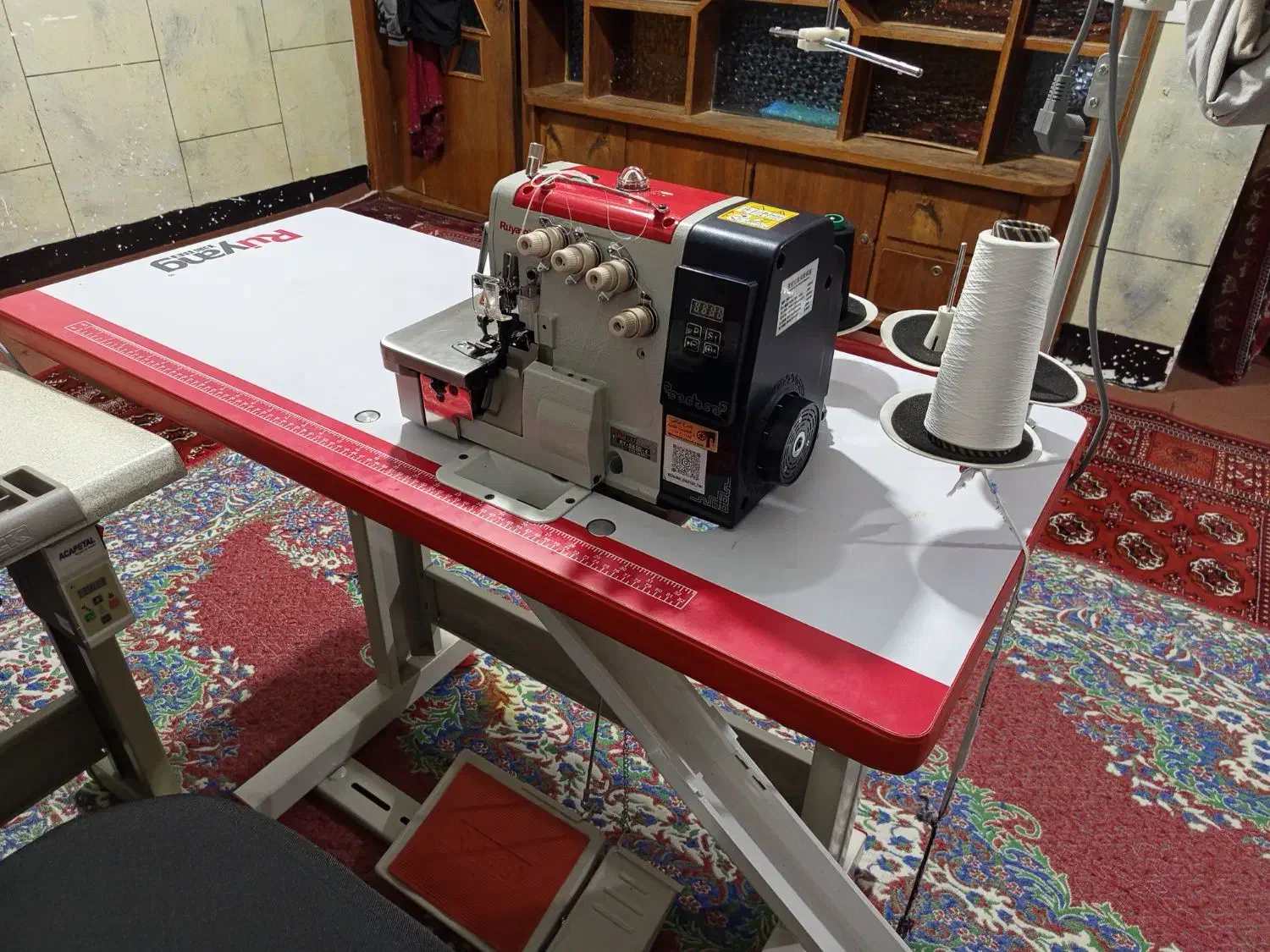 ۲ عدد چرخ خیاطی|چرخ خیاطی و ریسندگی|گرگان, |دیوار