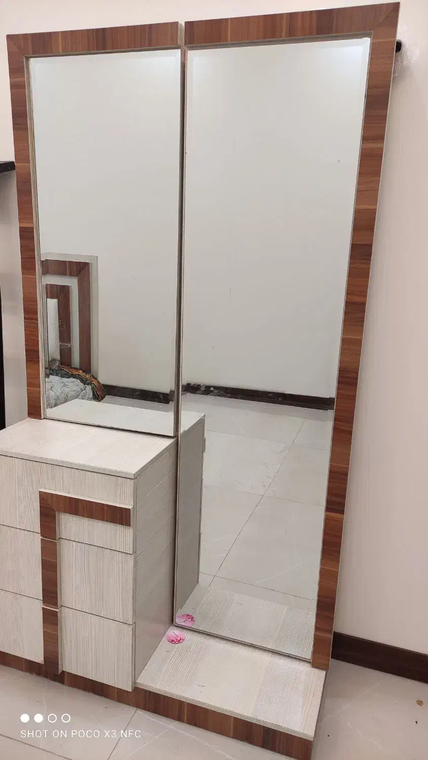 تخت . دراور . کمد|تخت و سرویس خواب|مشهد, سمزقند|دیوار