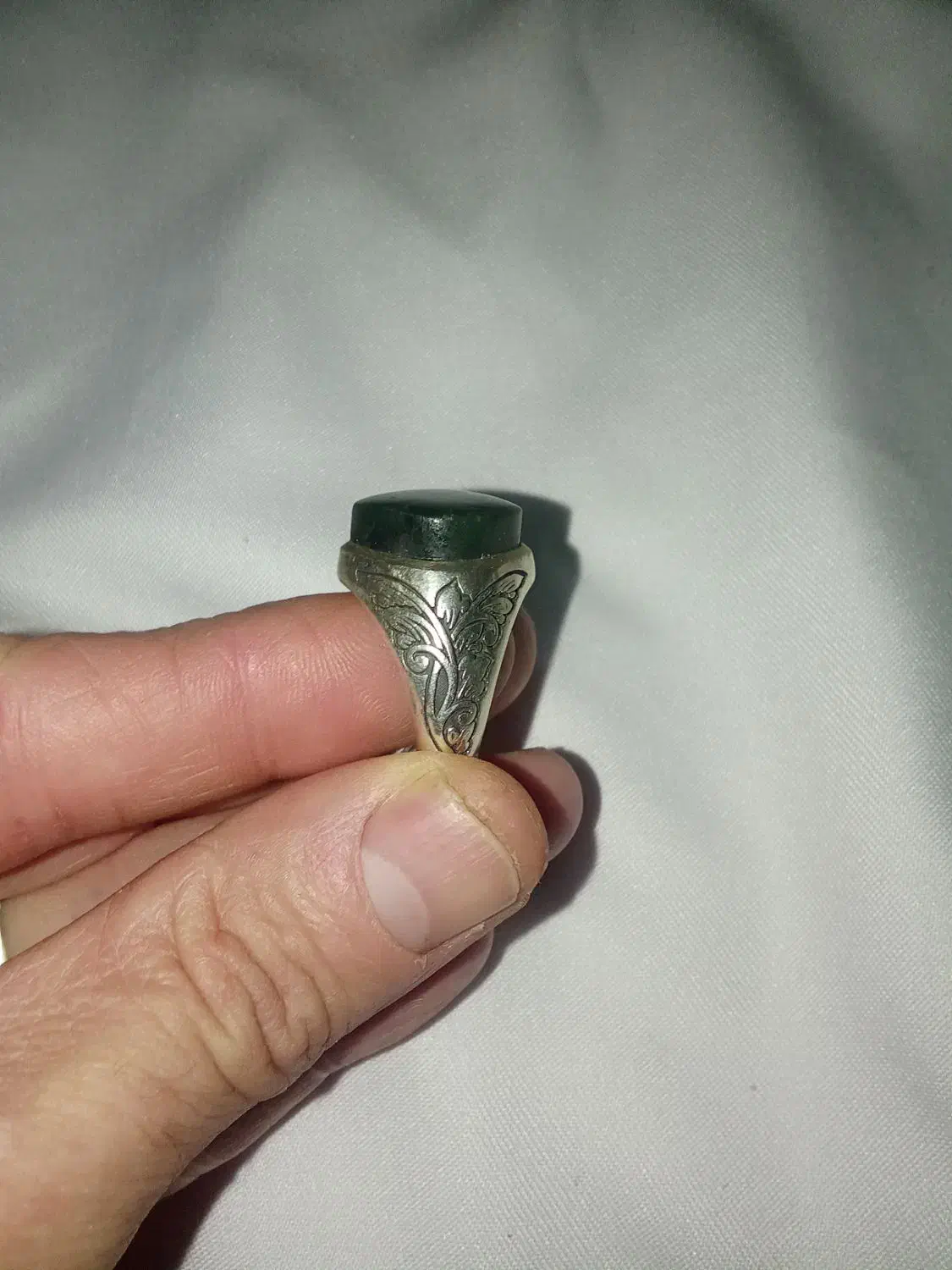 انگشتر یشم یمنی طرح نقطه وشجردرختی|جواهرات|کرمان, |دیوار