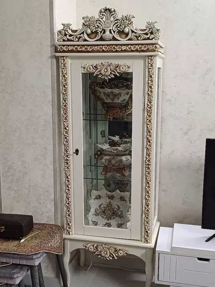 گنجه و ساعت ایستاده|بوفه، ویترین، کنسول|مشهد, نیروی هوایی|دیوار