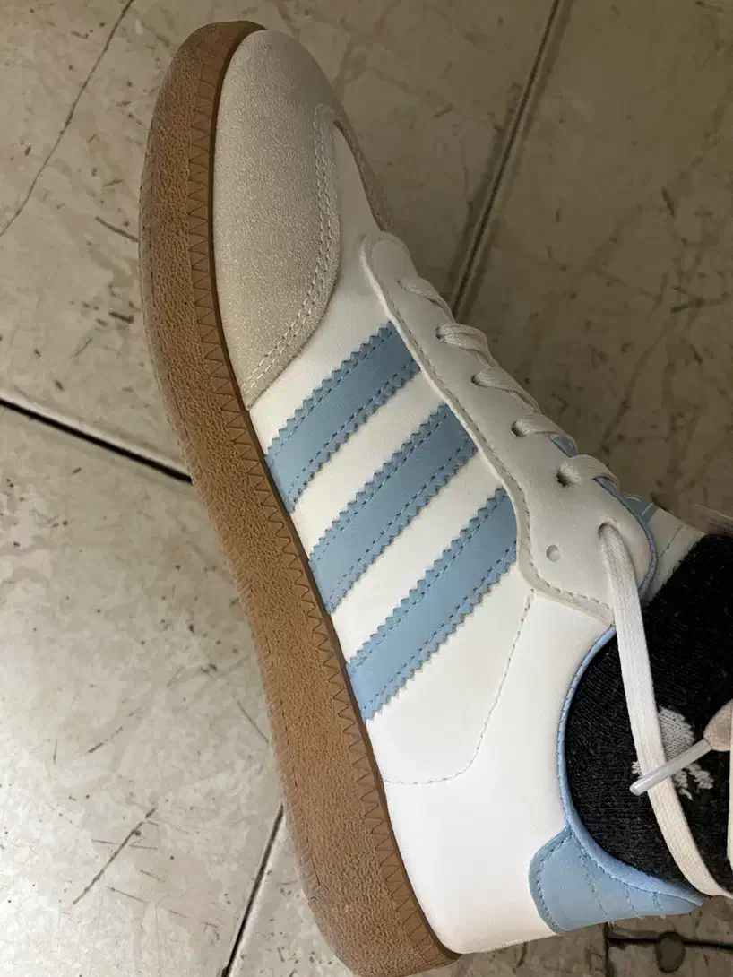 کفش ورزشی طبی|کیف، کفش، کمربند|رفسنجان, |دیوار