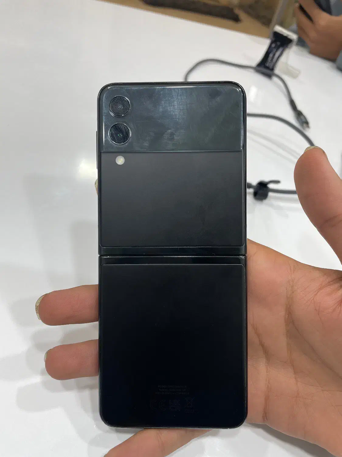 Zflip3|موبایل|شیراز, گود عربان|دیوار