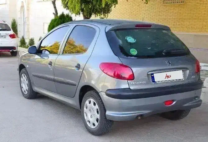 ۲۰۶ تیپ ۳|خودرو سواری و وانت|شیراز, صنایع الکترونیک|دیوار