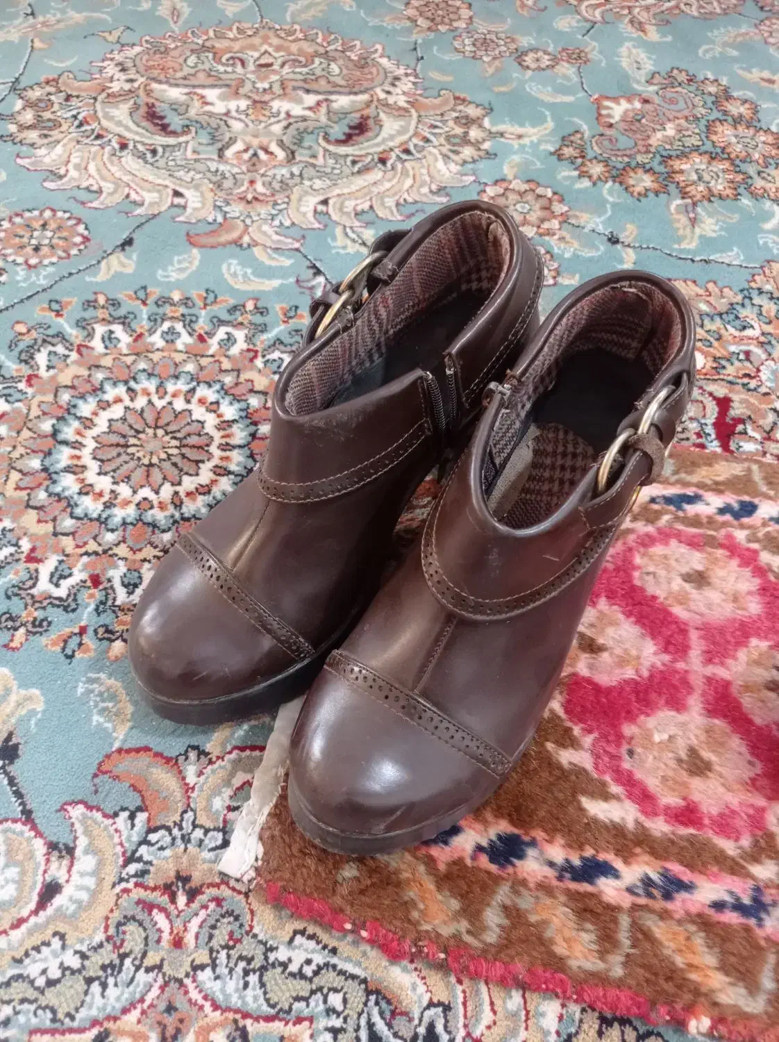 کفش مجلسی|کیف، کفش، کمربند|بروجرد, |دیوار