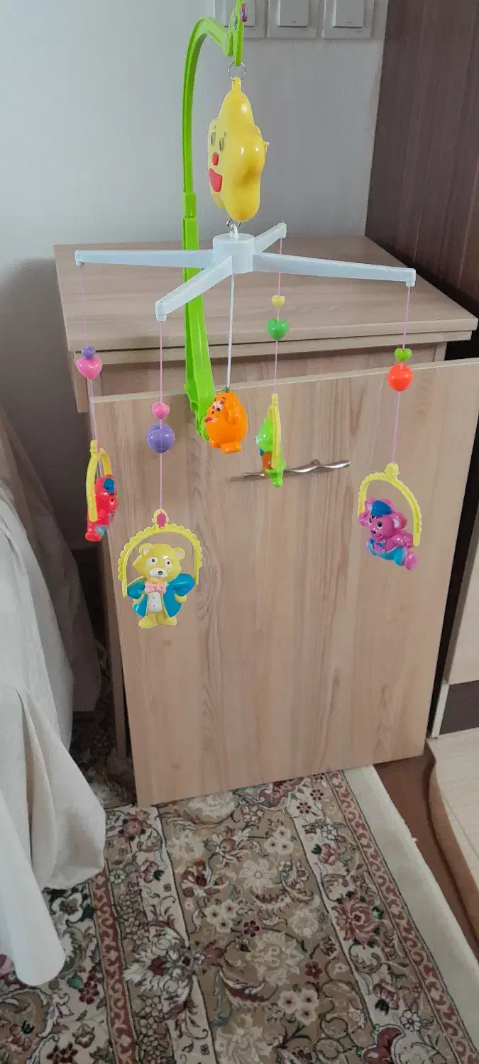 آویز تخت موزیکال کوکی نوزاد|اسباب و اثاث بچه|نجفآباد, سعدی|دیوار