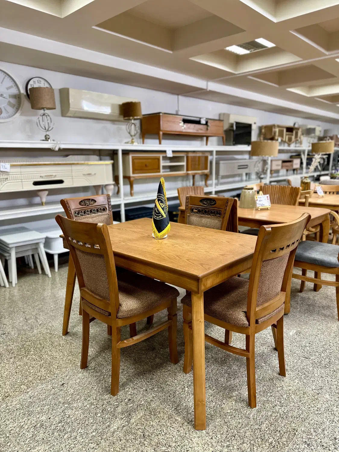 ناهار خوری پایه کج|میز و صندلی غذاخوری|مشهد, وکیلآباد|دیوار