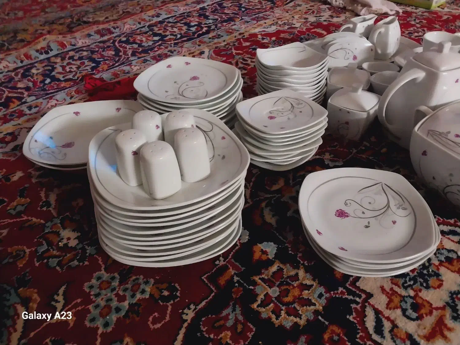 ظروف اصل جنس عالی|ظروف سرو و پذیرایی|لردگان, |دیوار