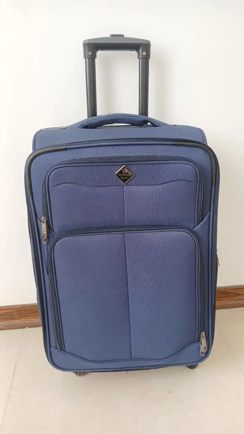 چمدان مسافرتی سایز متوسط|کیف، کفش، کمربند|زنجان, |دیوار