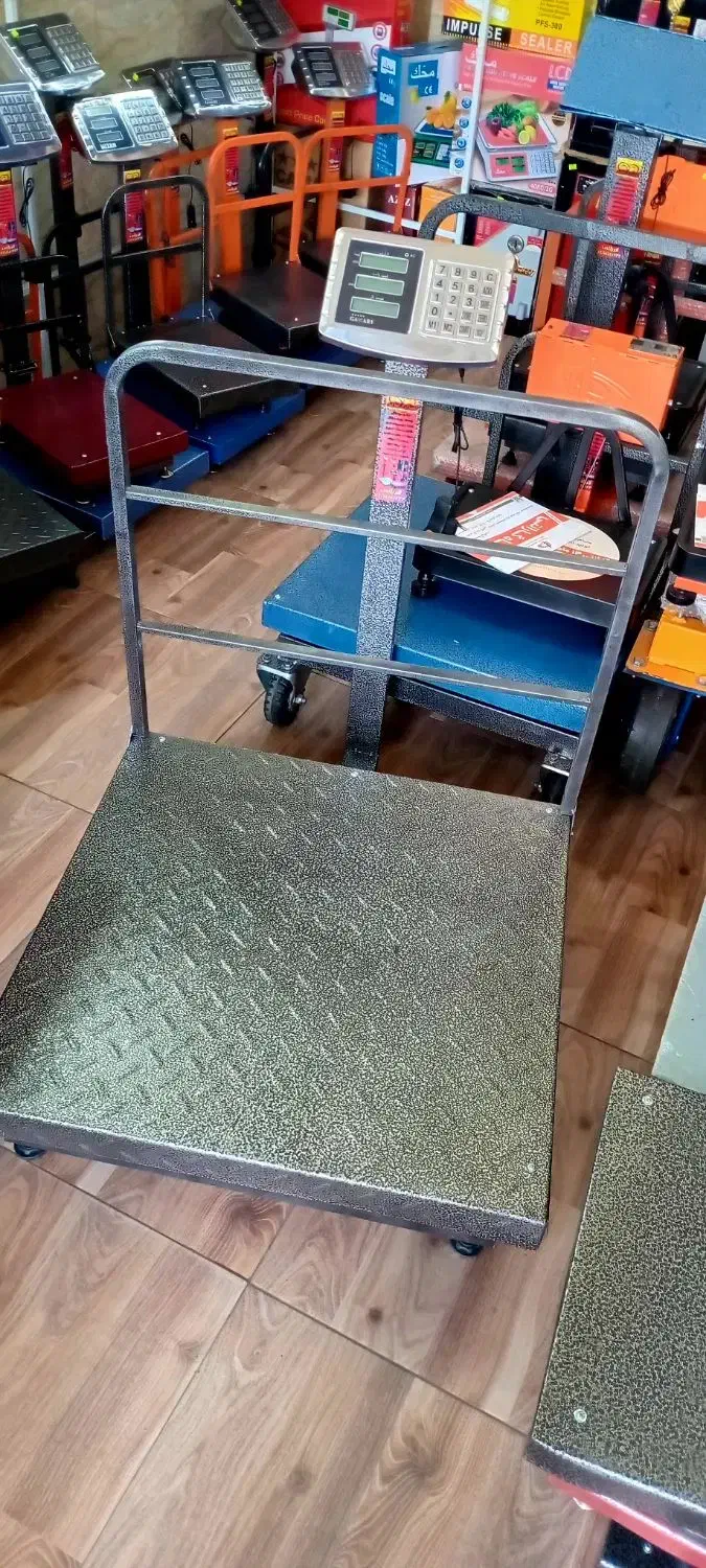 ترازو ۵۰۰کیلو تاشو سنگین ۷۰×۷۰سانتی|فروشگاه و مغازه|لاهیجان, بازکیاگوراب|دیوار