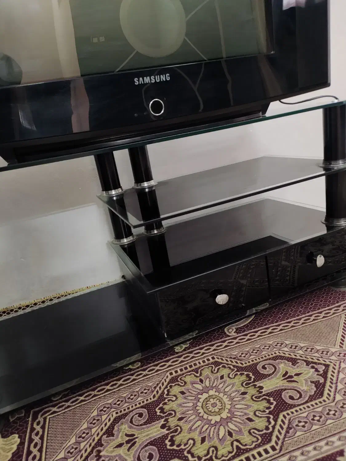 تلویزیون سامسونگ اصلی کره|تلویزیون و پروژکتور|بروجرد, |دیوار