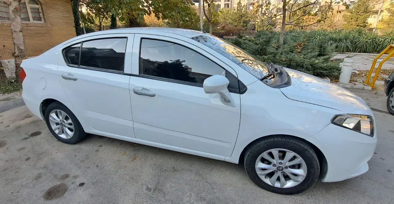 برلیانس H230 سفید دنده ای 97|خودرو سواری و وانت|مشهد, آزادشهر|دیوار