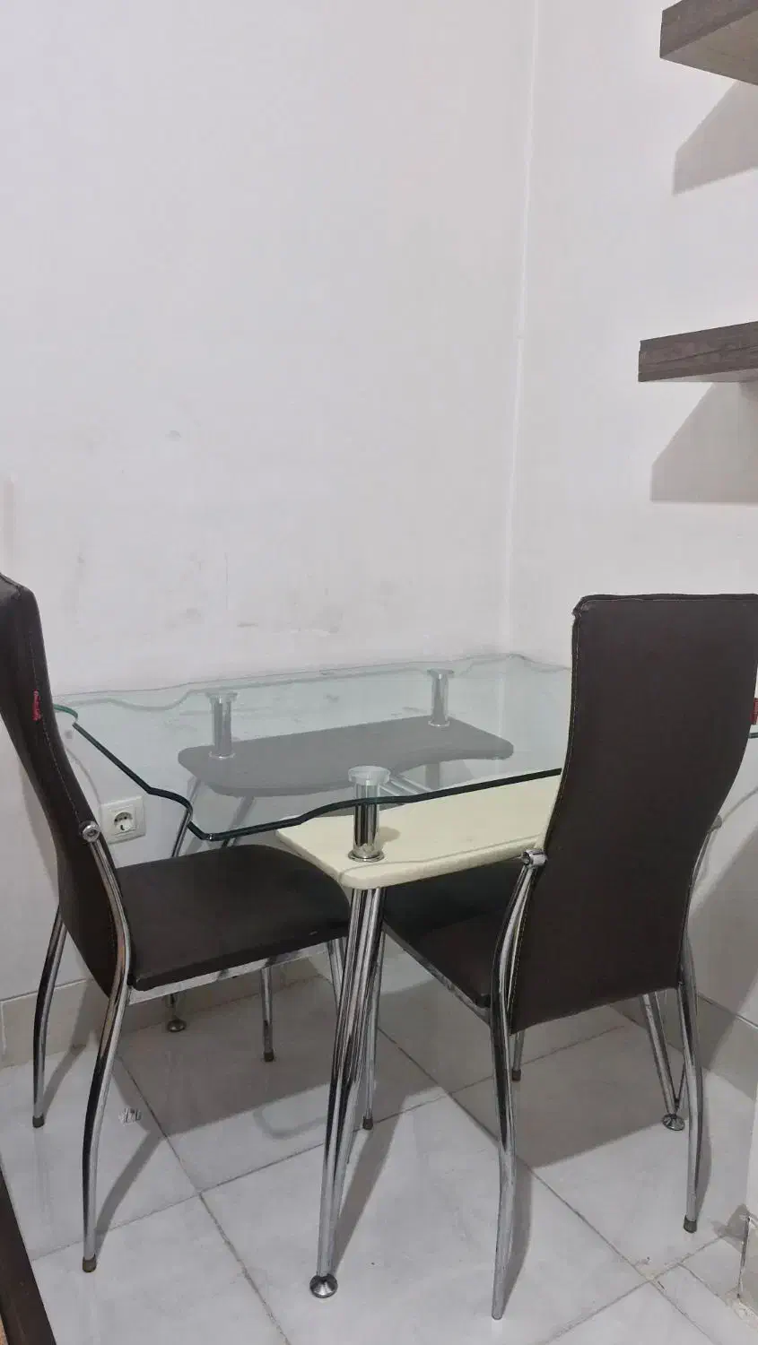 میز و صندلی ۴ نفره|میز و صندلی غذاخوری|لنجان, |دیوار