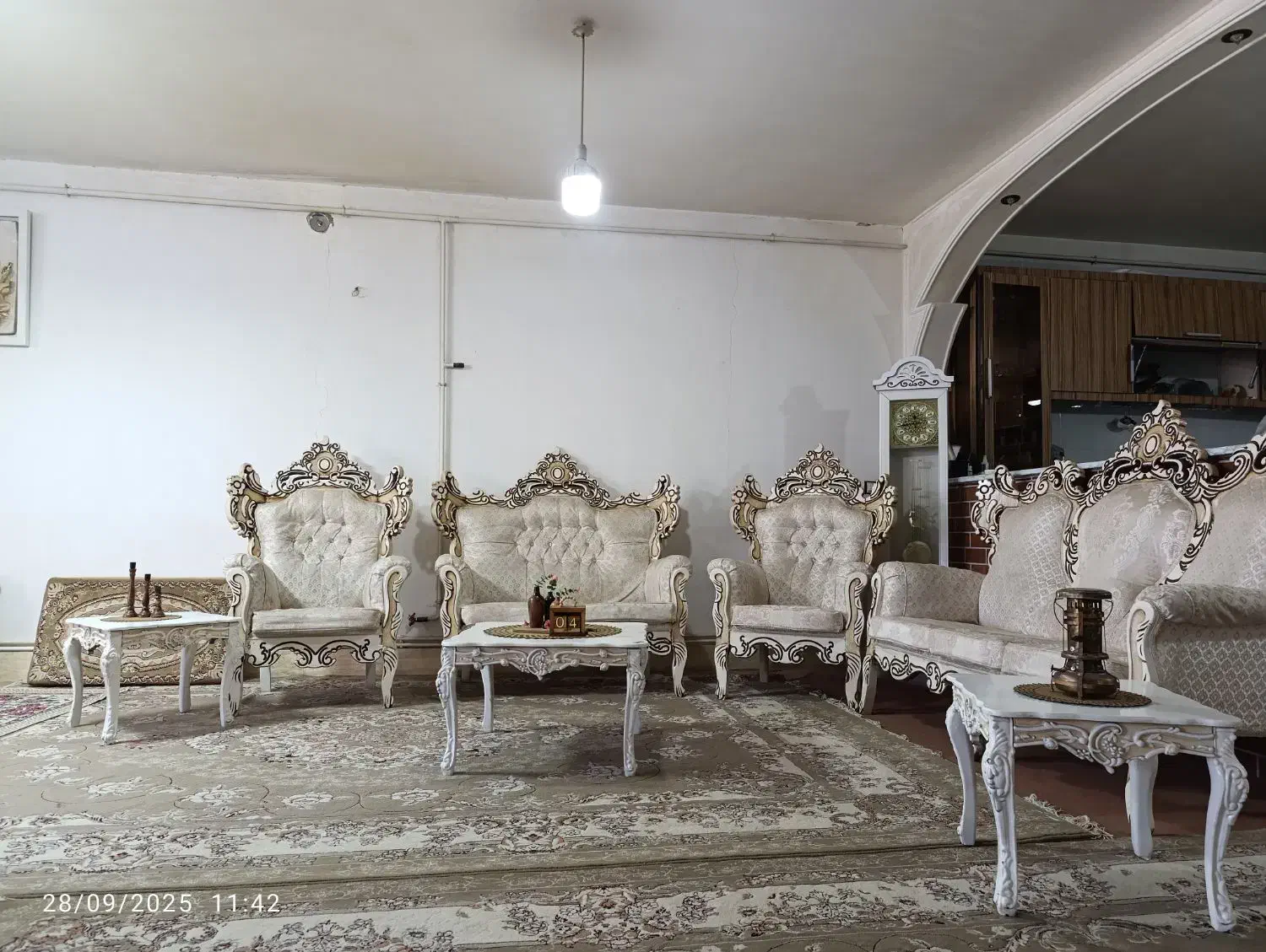 مبل سلطنتی نونو|مبلمان خانگی و میز عسلی|کوهدشت, |دیوار