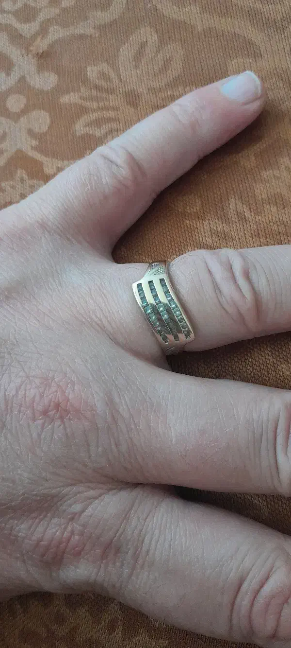 انگشتر طلا،زیبا و خوش نقش|جواهرات|اردبیل, |دیوار