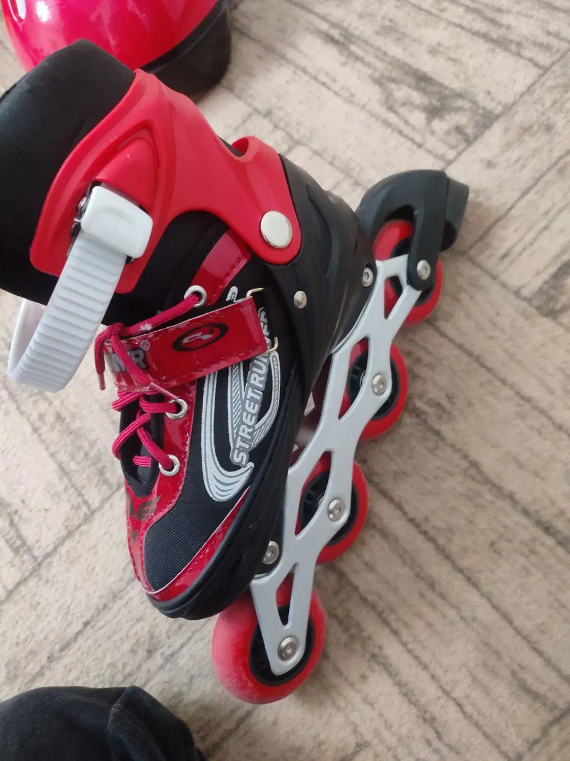 اسکیت ژله ای همراه ست|دوچرخه، اسکیت، اسکوتر|اهر, |دیوار