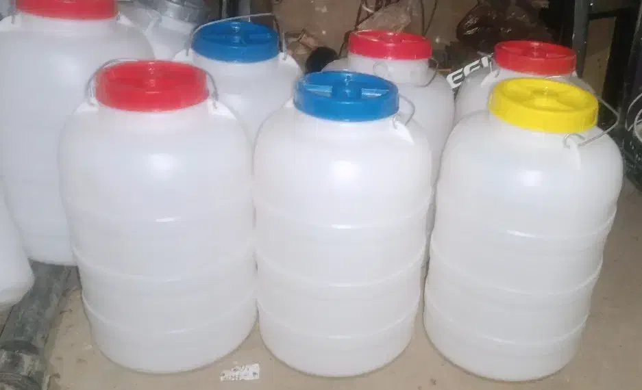 ۱۰عدد دبه صفر اصلا استفاده نشده|ظروف نگهدارنده، پلاستیکی، یک‌بارمصرف|مشگین شهر, |دیوار