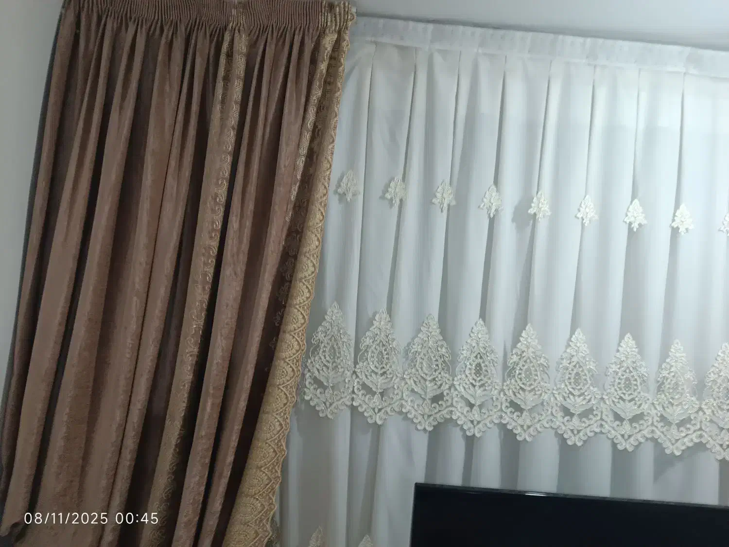 پرده پذیرای 3متری|پرده، رانر، رومیزی|مشهد, مصلی (کارمندان اول)|دیوار