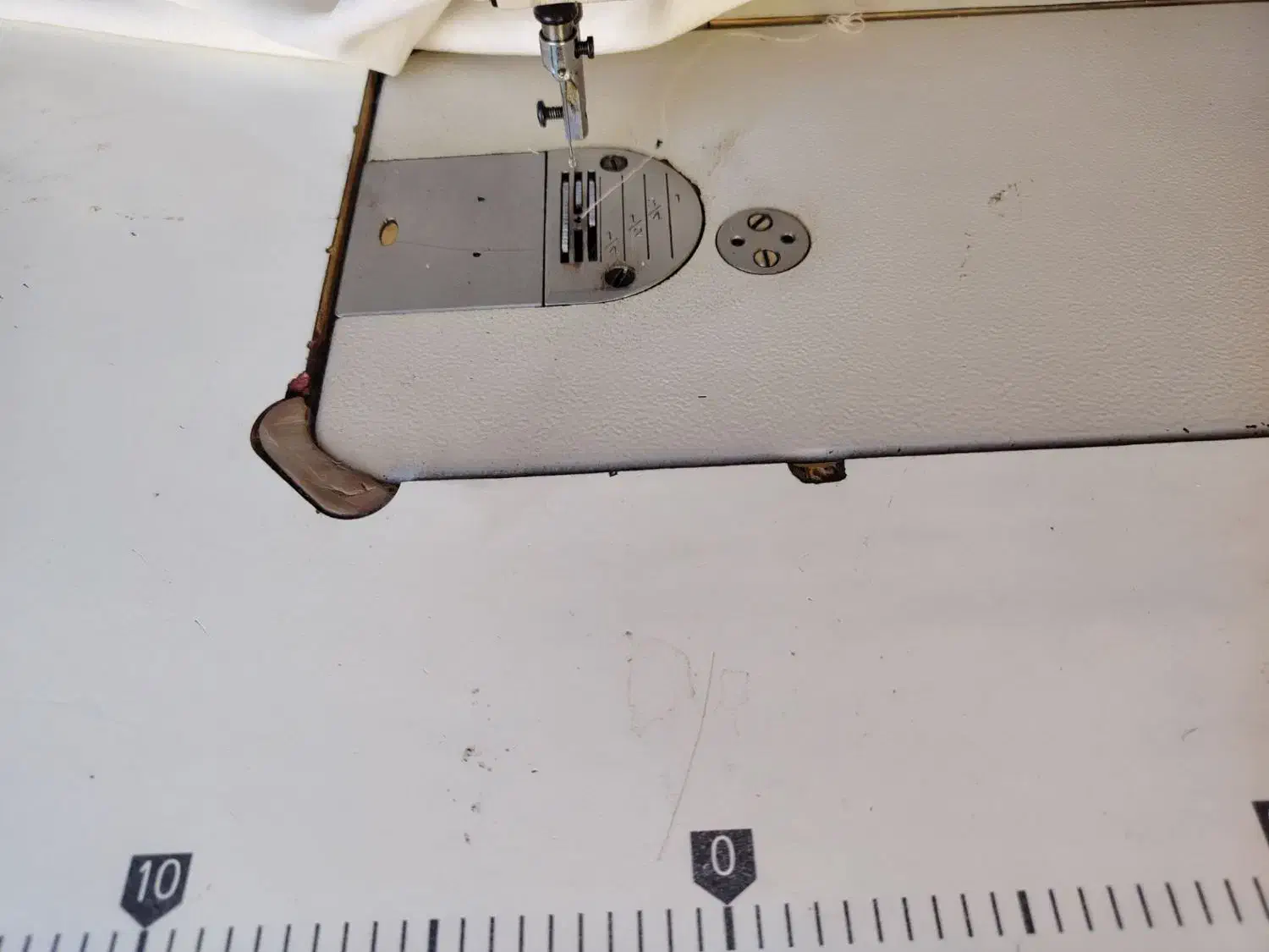 چرخ خیاطی صنعتی راسته|چرخ خیاطی و ریسندگی|هشتگرد, فاز ۲ مهستان|دیوار