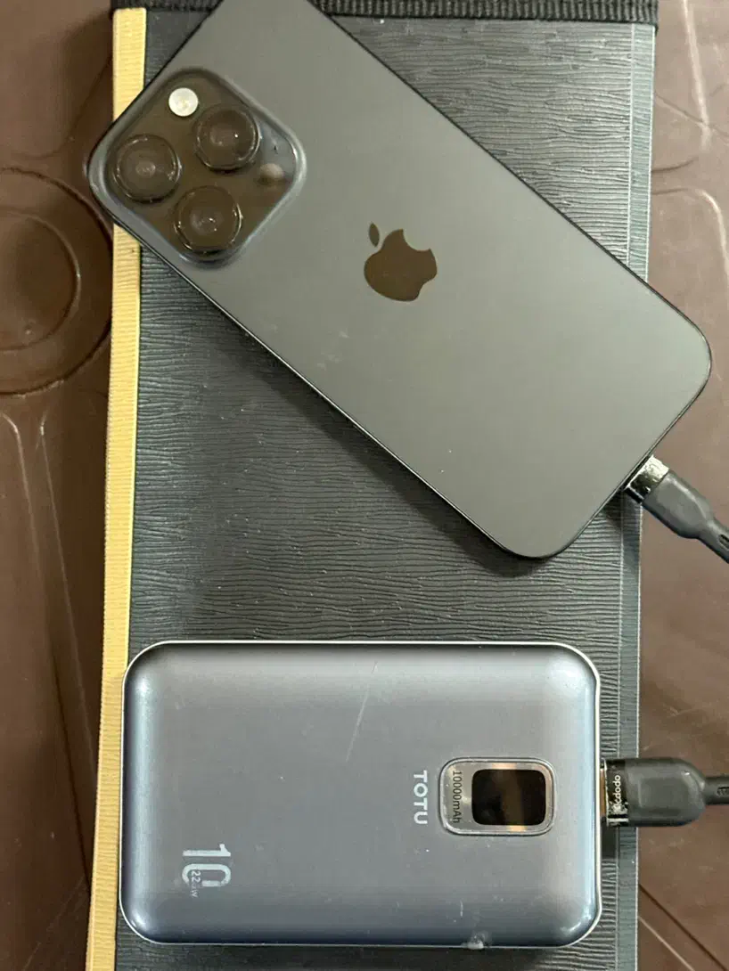 ایفون ۱۶ پرو ۲۵۶ مشکیiphone 16 pro 256g|موبایل|تهران, قبا|دیوار