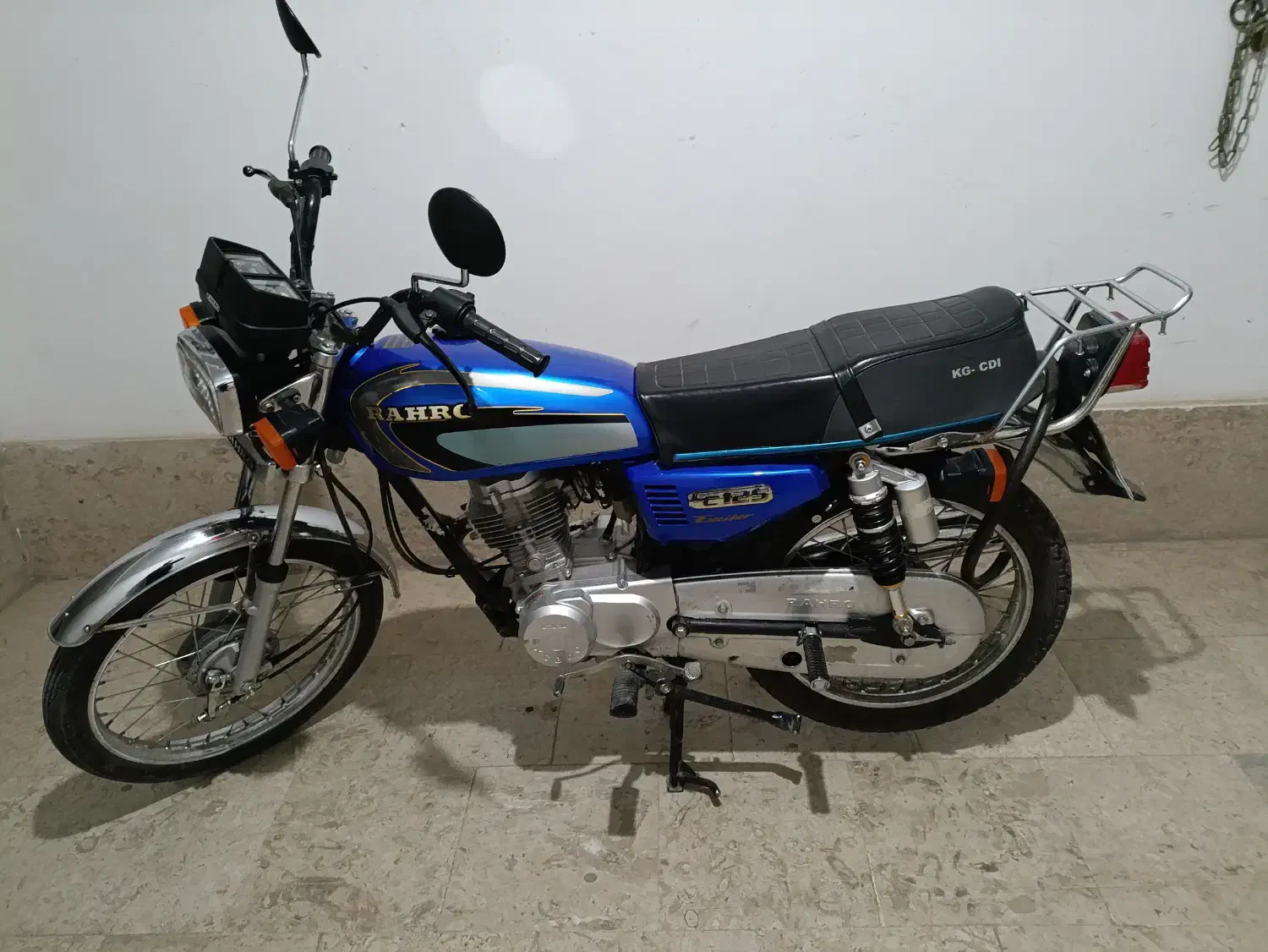 رهرو|موتورسیکلت|قدس, شهر‌قدس|دیوار