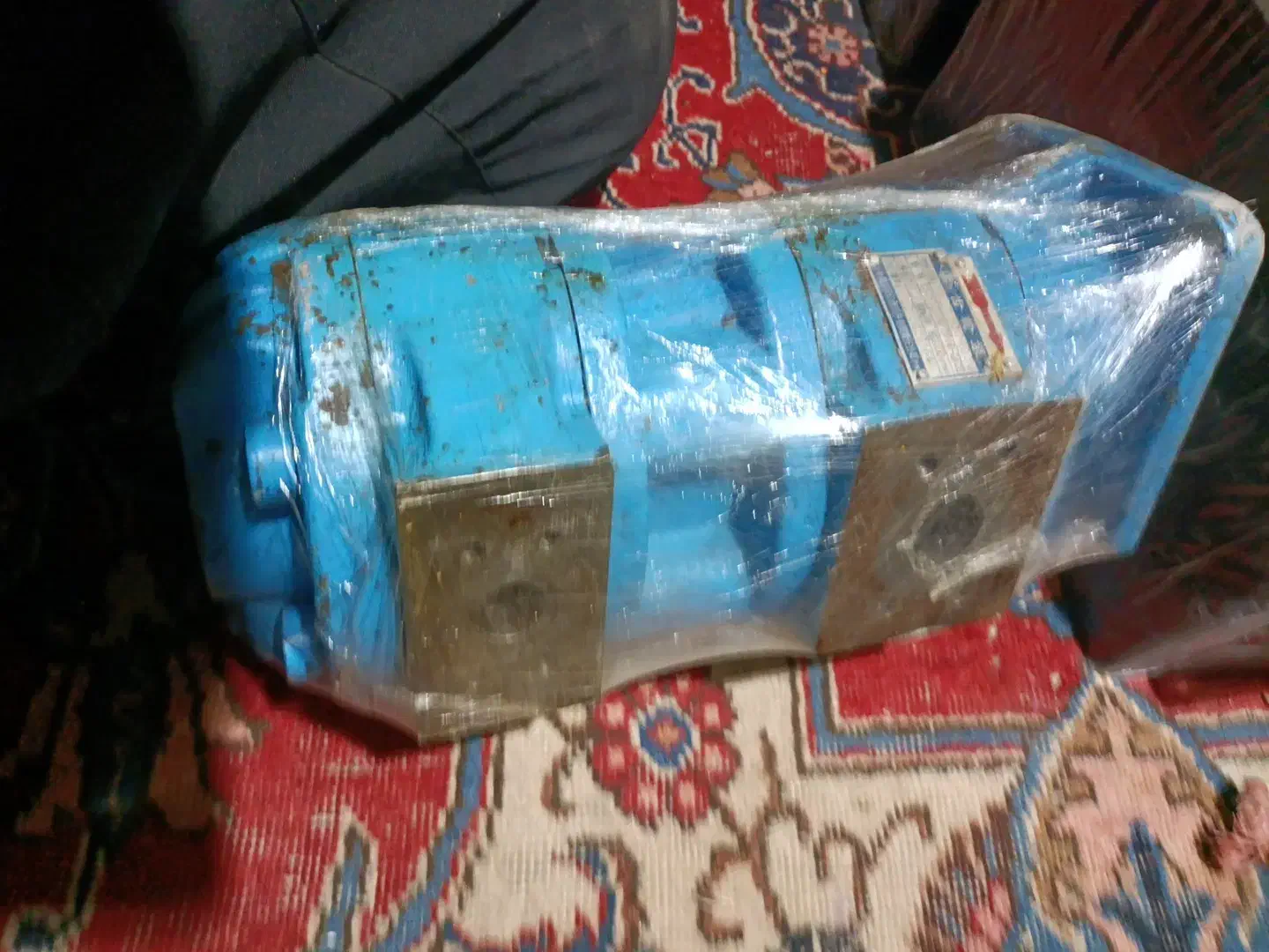 پمپ هیدرولیک وشیر ZL30|قطعات یدکی و لوازم جانبی|شهرضا, |دیوار