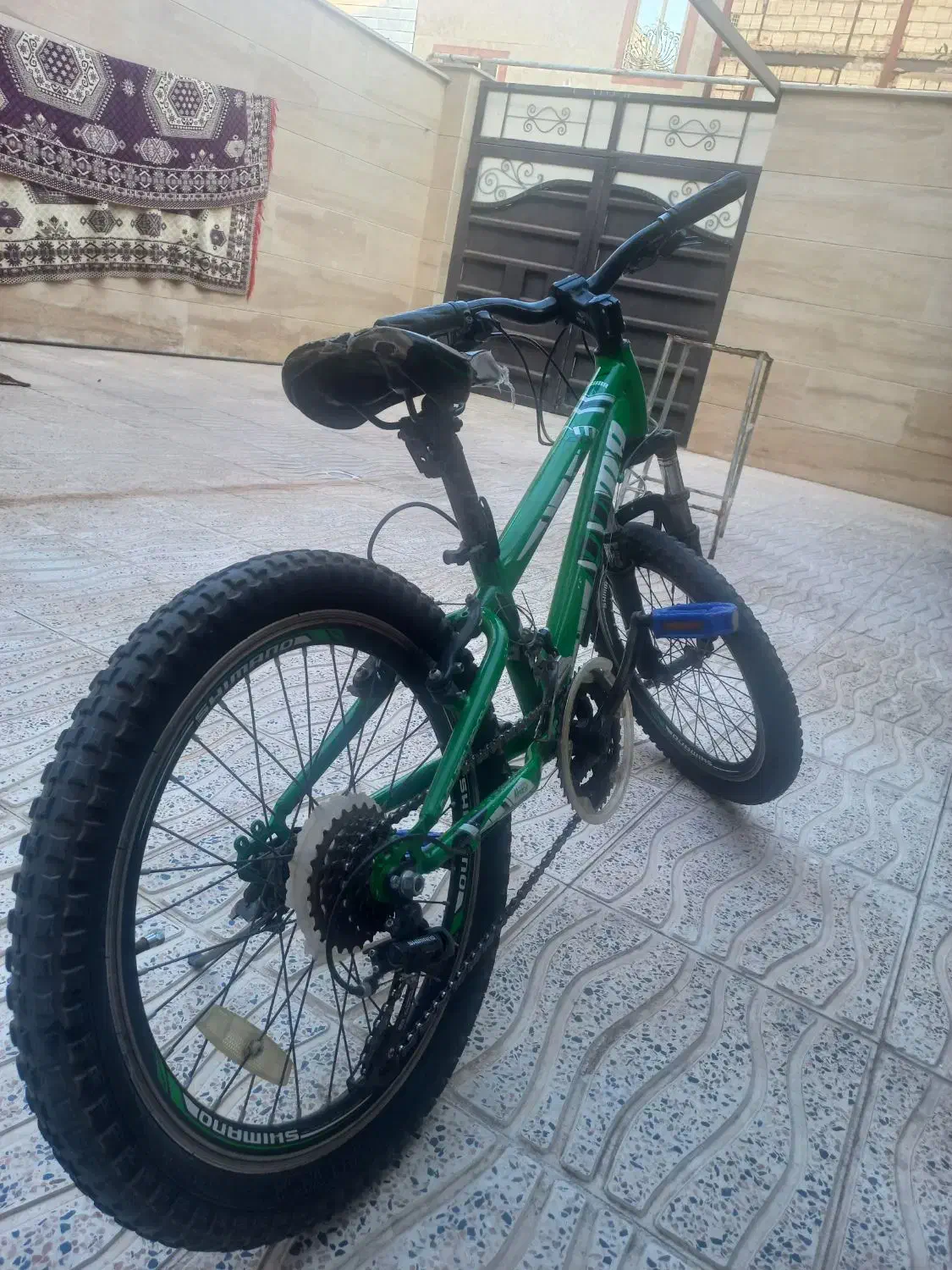 دوچرخه|دوچرخه، اسکیت، اسکوتر|اقبالیه, |دیوار