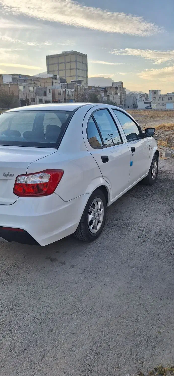 ساینا اس ۴۰۳ (بسیار بسیار کم کارکرد)|خودرو سواری و وانت|دورود, |دیوار