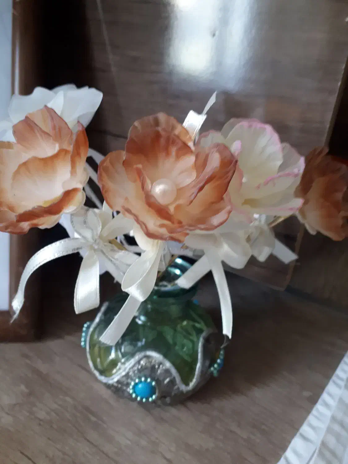 5شاخه گل با گلدان|گل مصنوعی|شیراز, اصلاح‌نژاد|دیوار