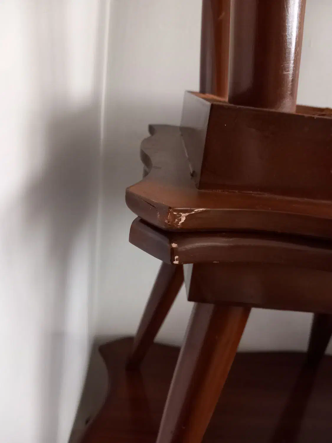 جلومبلی|مبلمان خانگی و میز عسلی|همدان, |دیوار