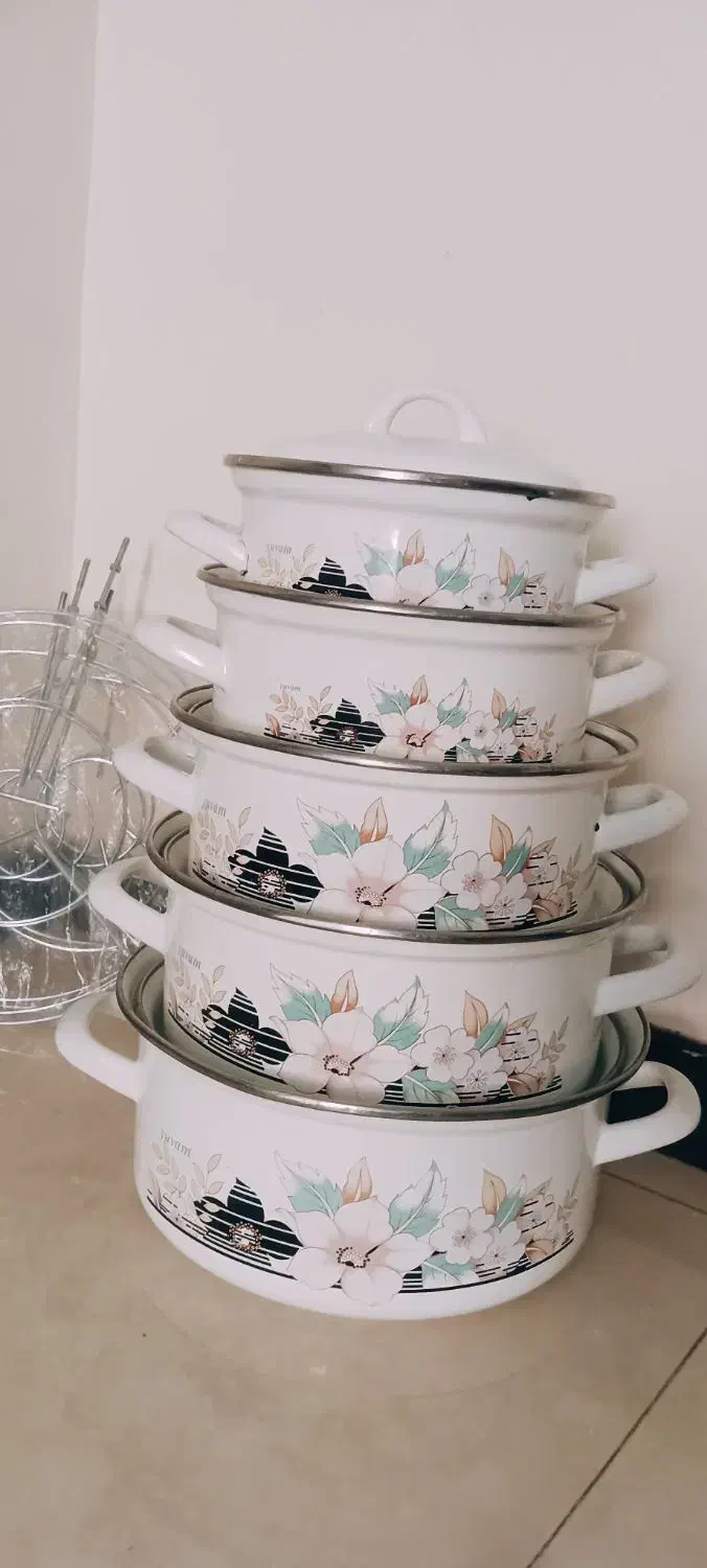 قابلمه لعابی جنس ترک|ظروف پخت‌وپز|بومهن, |دیوار