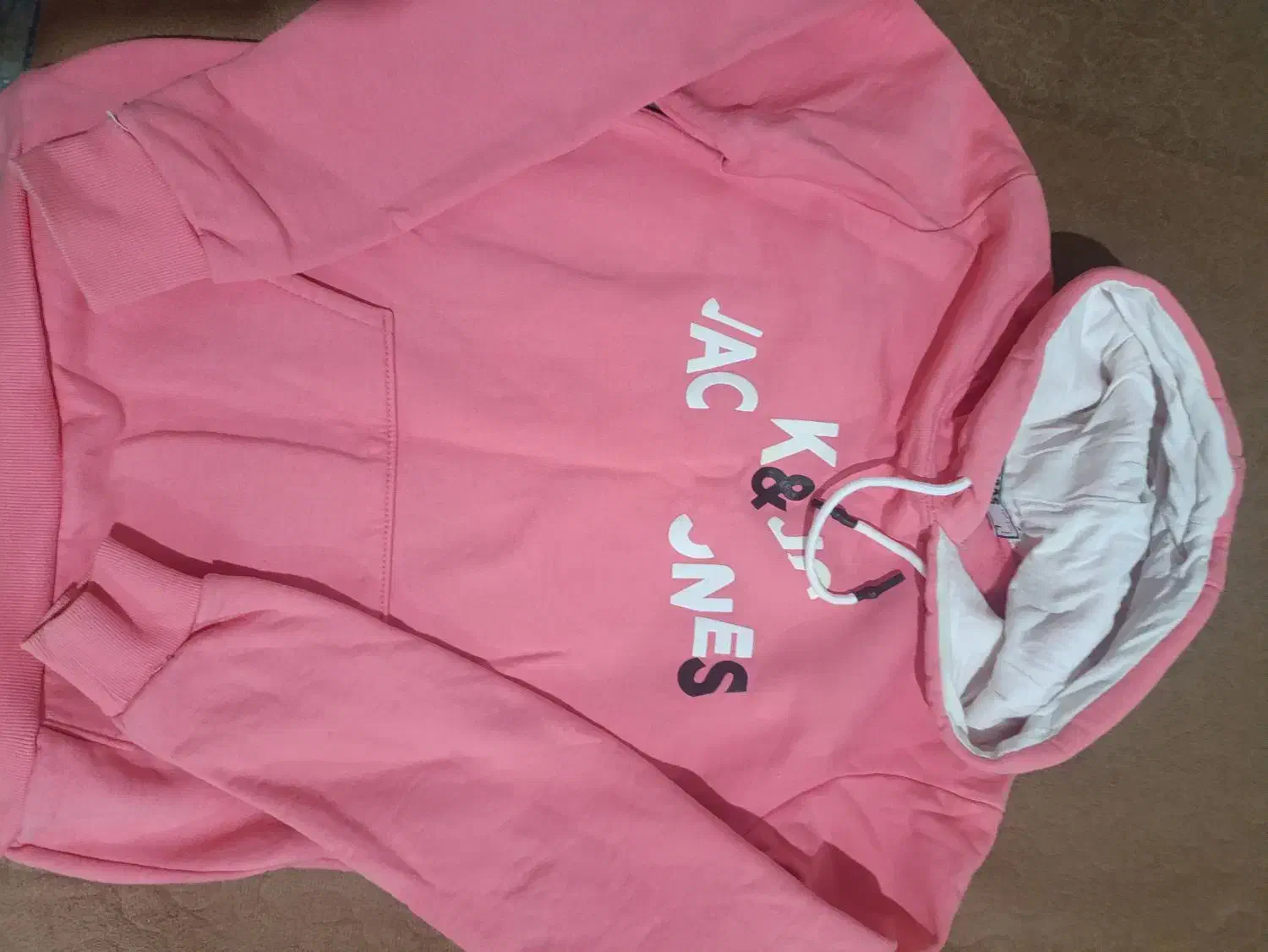 لباس|لباس|قائم‌شهر, |دیوار