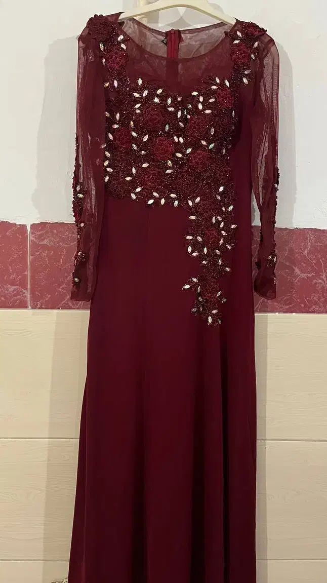 لباس مجلسی|لباس|الوند, |دیوار